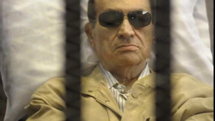 הנשיא לשעבר חוסני מובארק בתא הכלא. צילום: רויטרס