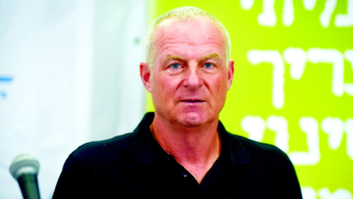 תא&quot;ל במיל' גיורא ענבר &quot;רוב התורמים הם בוגרי יחידה&quot;. צילום: בן קלמר, פלאש 90