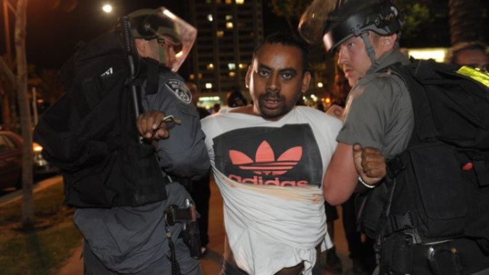   &quot;נקודת הפתיחה שלהם לקידום היא שונה&quot;. מחאת יוצאי אתיופיה. צילום: אבשלום ששוני 