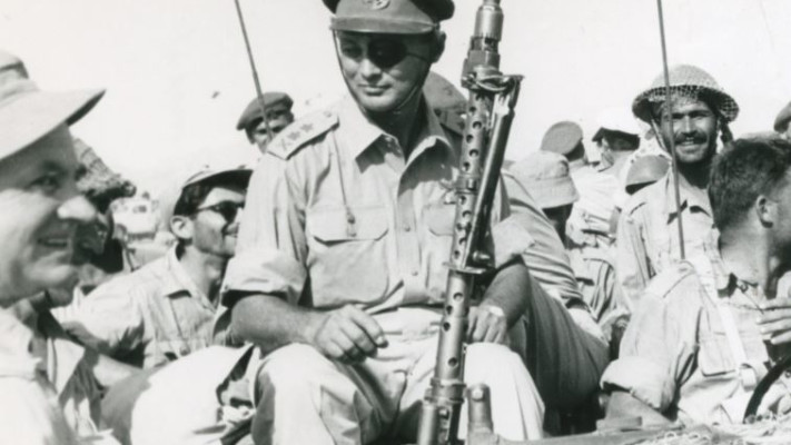 משה דיין בסיני במבצע קדש