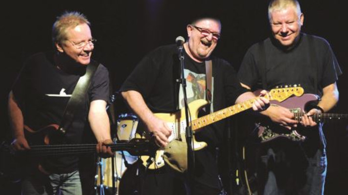 נפגשנו- אלון אולארצ'יק ואפרים שמיר (צילום: ניקול דה קסטרו, יח''צ)