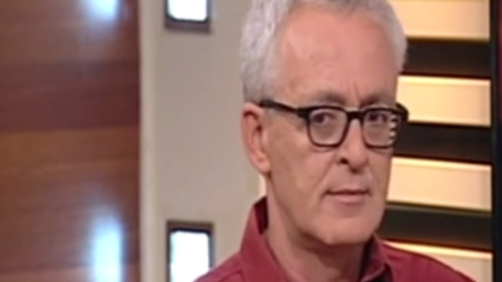 מייסד סטטוסים מצייצים אבי לן. צילום מסך פייסבוק 