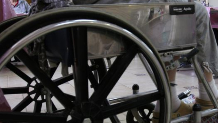 קשישים בבית אבות