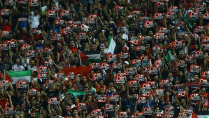 דגלי פלסטין בדוחא. צילום: איתן הנסברגן