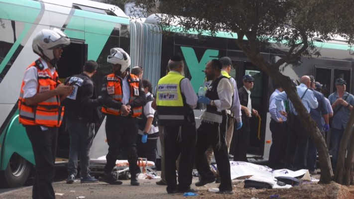 זירת הפיגוע בארמון הנציב. צילום: מרק ישראל סלם