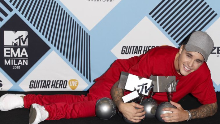 פריחתם של ערוצים נישה. ג'סטין ביבר בטקס פרסי המוזיקה של MTV. רויטרס