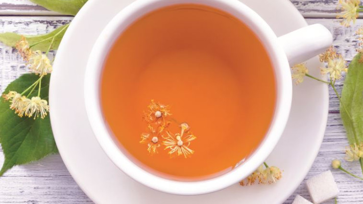 גורם להכתמת השיניי, תה. צילום: אינג'אימג'