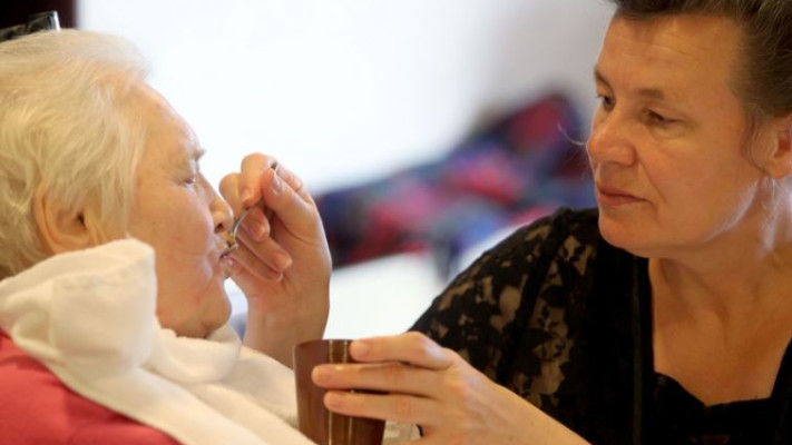 התנדבות בישראל. צילום: נתי שוחט, פלאש 90