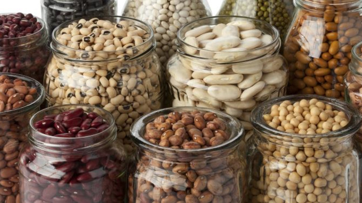 קטניות ואגוזים