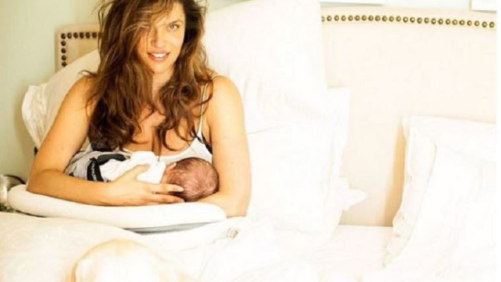 פלוס אחד. נועה תשבי ובנה ארי (אינסטגרם)