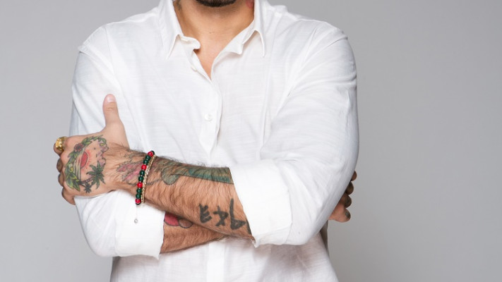 &ldquo;הרגשתי שהוא זקוק לאח בוגר שייתן לו מעט מניסיון חייו העשיר&quot;. שי חי. צילום:  ינאי יחיאל