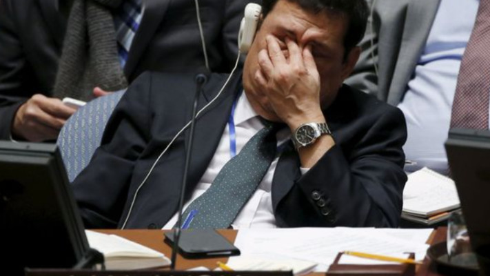 הנציג המלזי לא נשאר אדיש לעדות. צילום: רויטרס