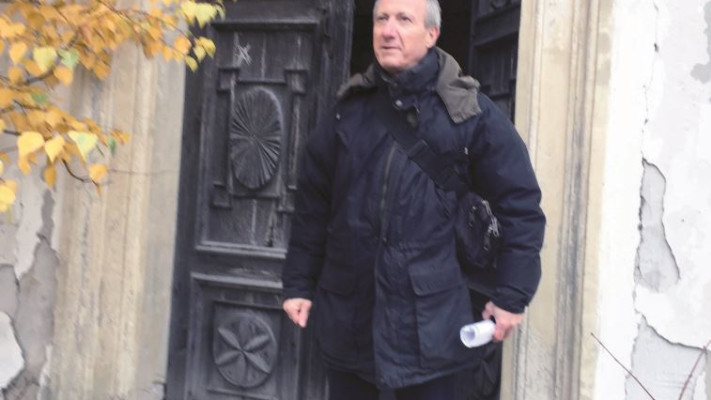 דוד יהונתן גרינברג בנו של אצ״ג בעיירה של אביו בגליציה אוקראינה. צילום: באדיבות המשפחה