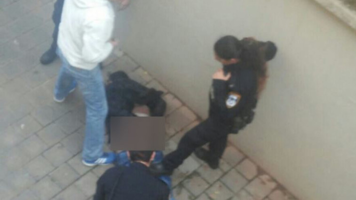 המחבל הדוקר. צילום: ינון B&amp;H