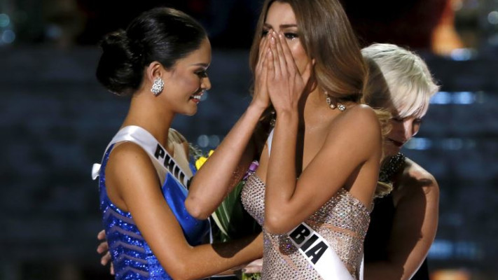 שתי הזוכות, אכת מאוכזבת ואחת מתרגשת. צילום: רויטרס