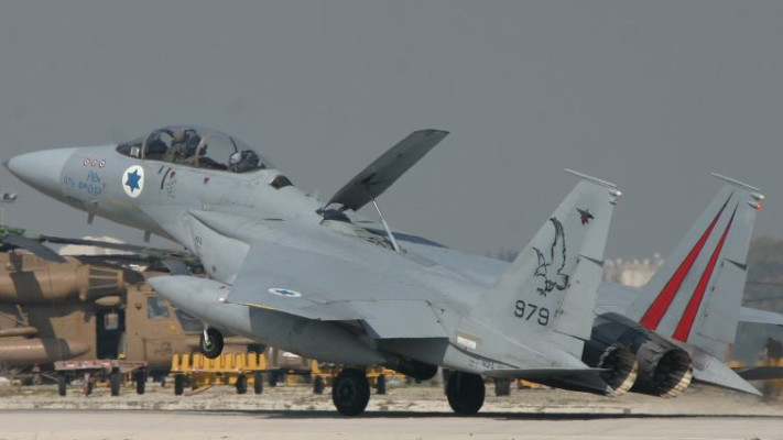 מטוס אף-15. צילום: עופר מנחם