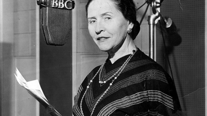 &quot;קיבלה אותי כמו אחות צעירה&quot;. רובינא צילום: BBC