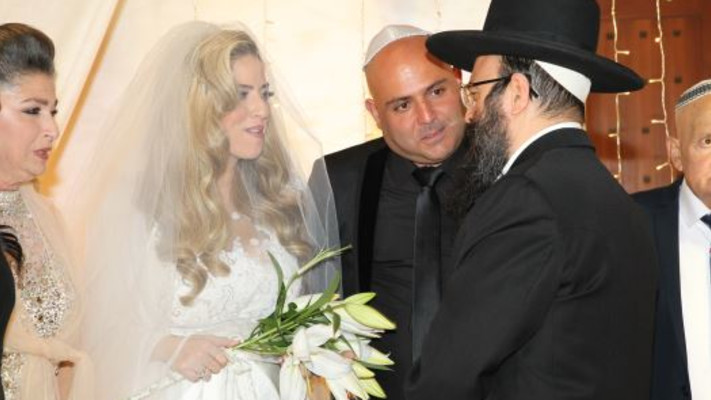 הרב איפרגאן, הרנטגן, חתונת אסף אטדגי (צילום: רפי דלויה)