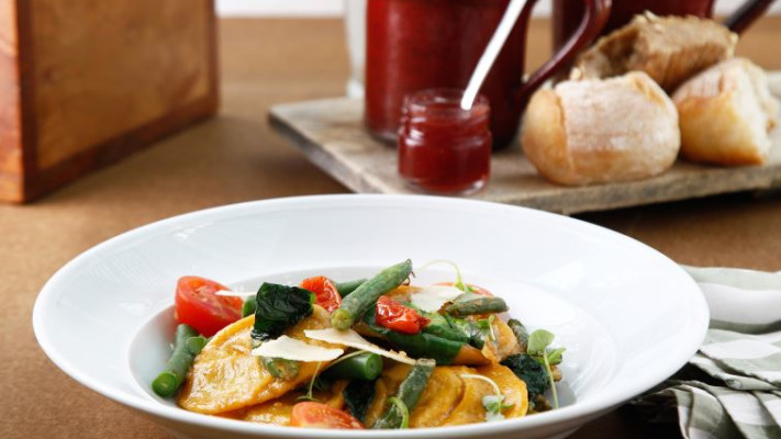 רביולי במילוי ארטישוק רומאי של &quot;בראון&quot;. צילום: אפיק גבאי