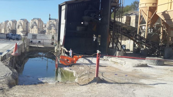 שלולית המים בה טבע הפעוט במודיעין עילית. צילום:חטיבת דובר המשטרה