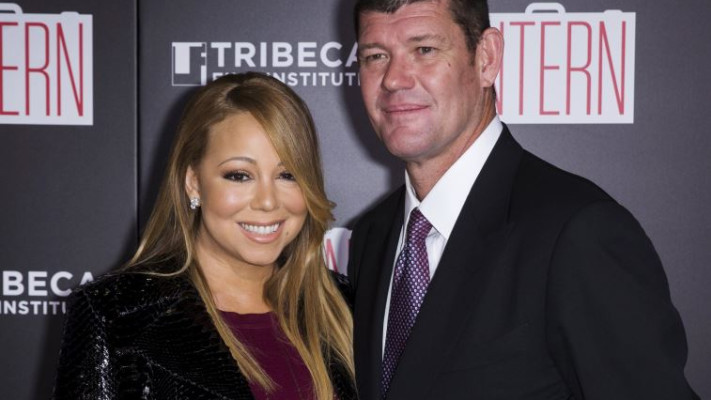 זה כבר בעל מס' 3 לעתיד. קארי עם ג'יימס פאקר