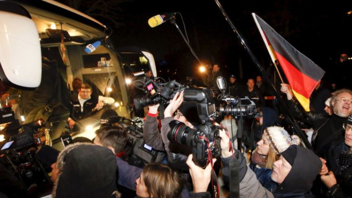 הפגנה נגד מדיניות הדלת הפתוחה של מרקל, ארכיון. צילום: רויטרס