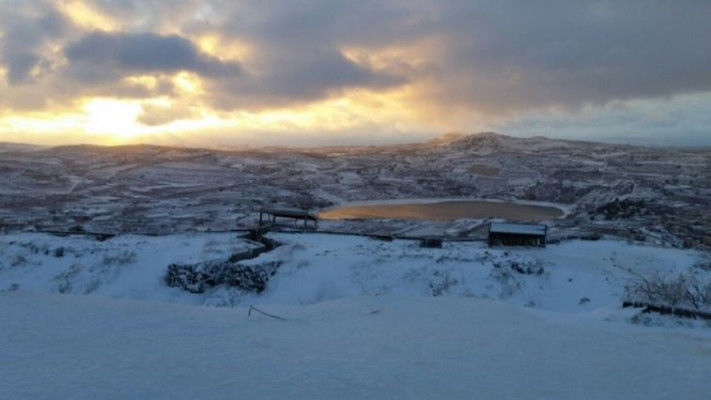 שלג באזור מג'דל שאמס. צילום: מועצה אזורית גולן