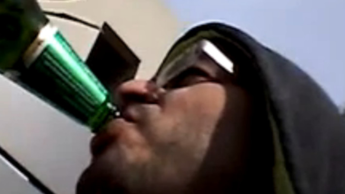 מוטציה, שילוב של אידיאולוגיה של דאעש עם סמים ואלכוהול. נשאת מלחם. צילום: צילום מסך