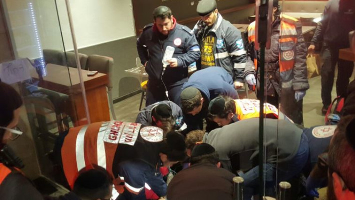 פיגוע בגבעת זאב. צילום: מדברים תקשורת