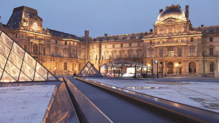 הצעד הראשון הוא קוסמטי. DS3 במוזיאון הלובר. צילום: יח&quot;צ