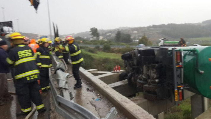 התאונה בצומת סומך. צילום: כבאות מחוז צפון