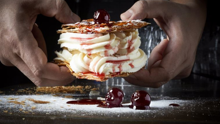 קינוח מושחת בארייה. צילום: בן יוסטר