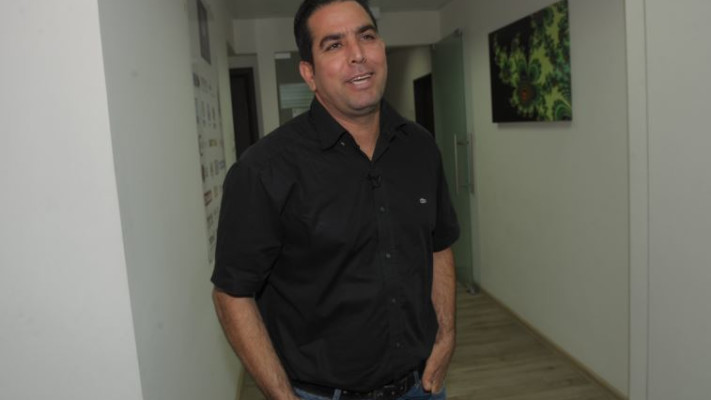 מארס טורקי עבור נתניהו, מני נפתלי. צילום: אבשלום ששוני