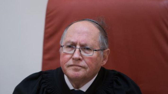 השופט בדימוס אליקים רובינשטיין