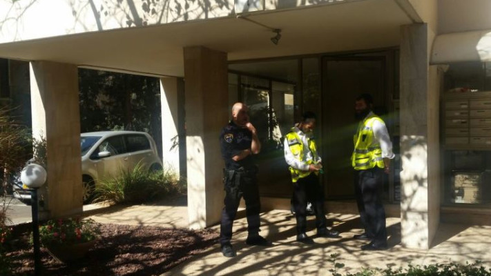 זירת הרצח בתל אביב. צילום: דוברות המשטרה 