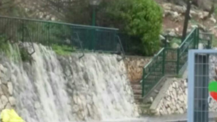 גשמים גרמו להצפות בצפת. צילום: דוברות עיריית צפת