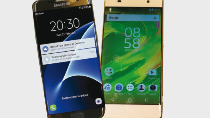 הדגמים החדשים של סמסונג ושל סוני. צילום: רויטרס