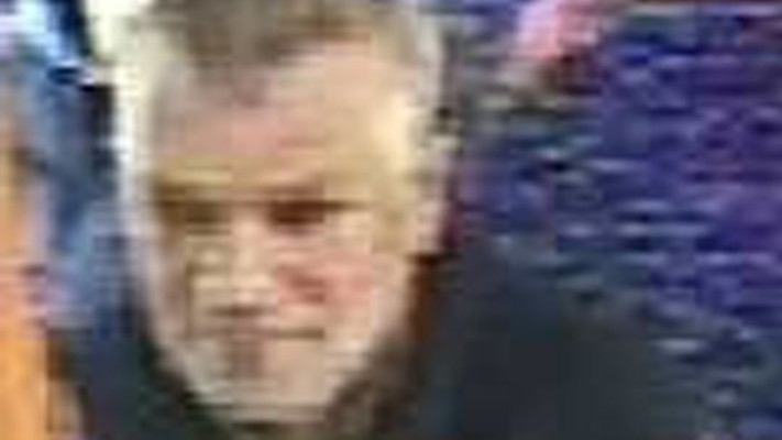 אשתו זיהתה אותו בתמונה זו. צילום: מתוך אתר המירור