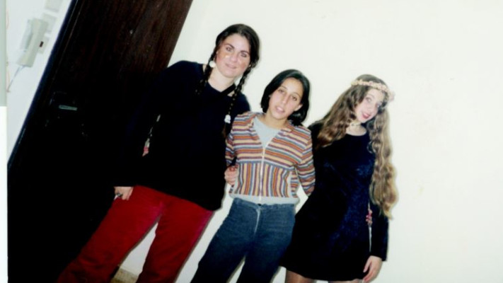 התמונות האחרונות. בת חן, הדס ודנה 