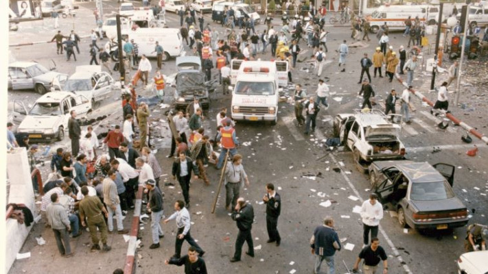 התמונות מהפיגוע, דיזינגוף 1996, צילום: אלי דסה 