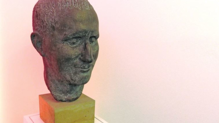 פסל של ברכט. גם פסטיבל על שמו יש. צילום: תלמה אדמון