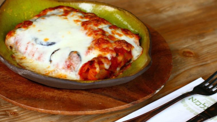 הלזניה של קפה בעלמא. צילום: יח&quot;צ