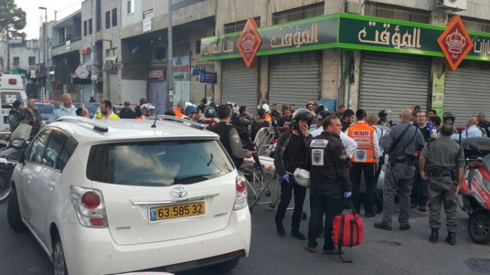 זירת הפיגוע בשער שכם בירושלים. צילום: &quot;מדברים תקשורת&quot;