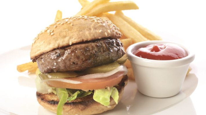 ידידותי דווקא. ההמבורגר ב"בורגר סאלון". צילום: יח"צ