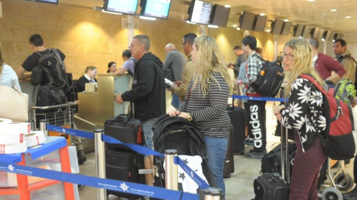 הנוסעים לטורקיה, הערב. צילום: אבשלום ששוני