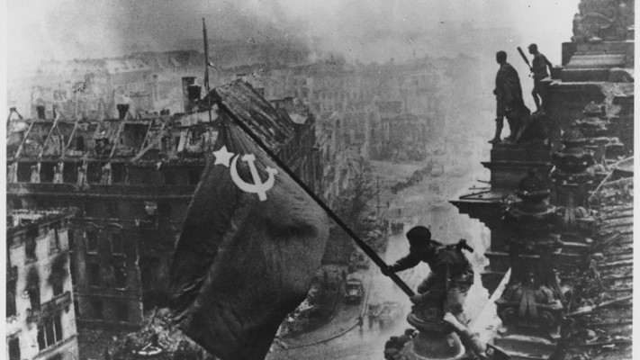 הצבא האדום משחרר את ברלין במלחמת העולם השנייה