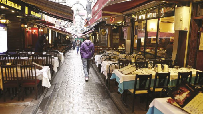 רחובות איסטנבול אחרי הפיגוע. צילום: רויטרס