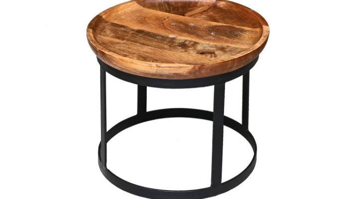 שולחן העץ והברזל של פלדינוקס. צילום: יח&quot;צ