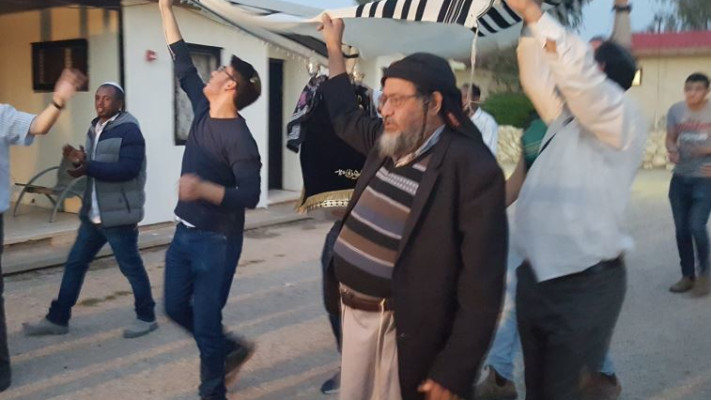 הכנסת ספר תורה