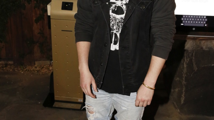 לי בירן נותן בפאנק